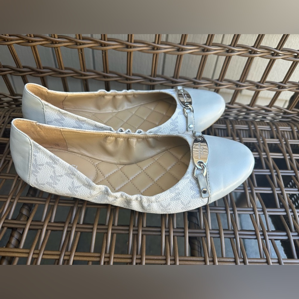 Michael Kors signature flats Size 8.5
